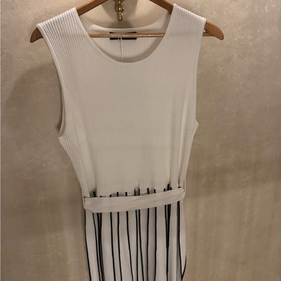 Chic White and Black Striped Maxi Dress - Picture 2 of 4